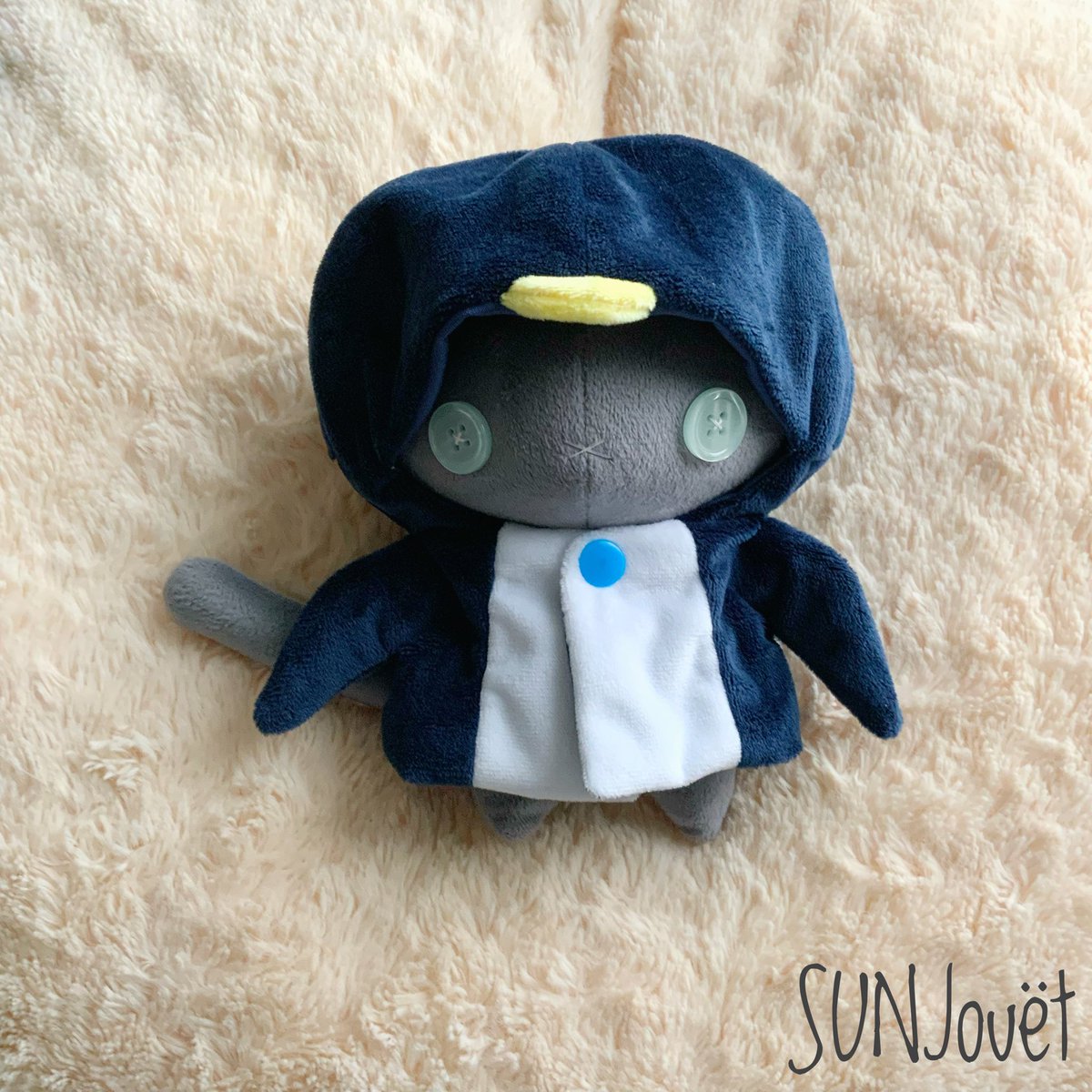 JouetSun's tweet photo. かわいい(不服そう)
#にゃん様劇場 https://t.co/4QLb2CIt5n