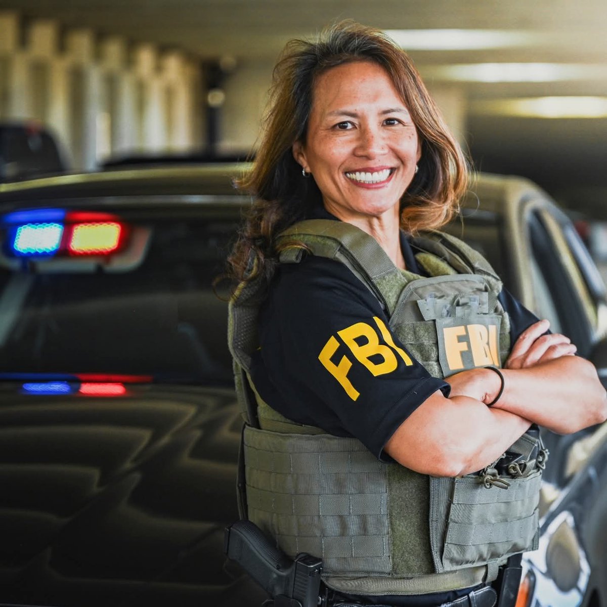 SATISHBINDA's tweet photo. SORRY @nicoledoshi (MISS NICOLE BENNET OUZO) HERE IS YOUR PICTURE

HAVE FUN ON YOUR "RETURN WELCOME" HOLIDAY WITH YOUR HUSBAND MR. OUZO @Lenovo

AND GOOD LUCK LATER AGAIN AT YOUR JOB @FBIAlbuquerque https://t.co/6BdyAwq3iB