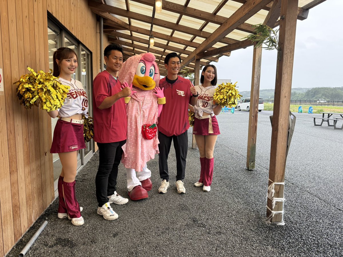 e_kemo35635's tweet photo. 南三陸のファーム線中止は���念だったけど、商店街のイベント最高でした！ https://t.co/4CBRYUaacI