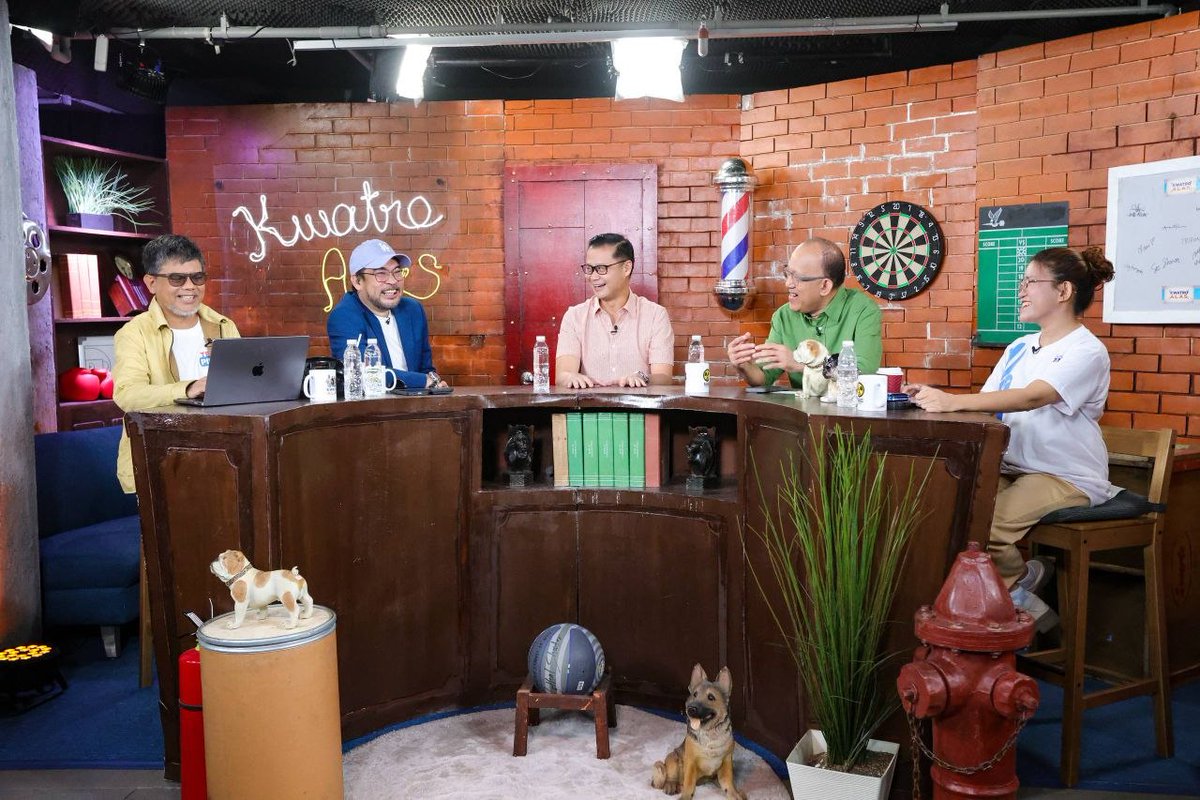 WinGatchalian74's tweet photo. Isang masayang talakayan ang aming naging usapan sa programang Kwatro Alas tungkol sa mga mahahalagang isyu at napapanahong usapin.

Maraming salamat kina Sec. Ronald Llamas, Michael Fajatin, Dr. Guido David, at Lovely Granada sa mainit na pagtanggap. https://t.co/ilcTufZKfr