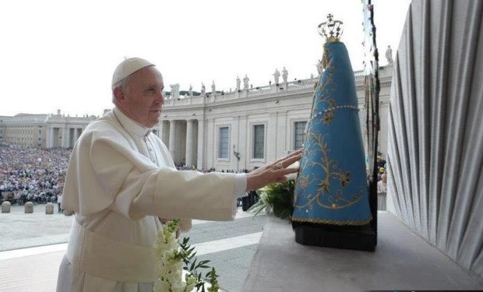 selenaeuphoria's tweet photo. https://t.co/tAlaMa5RU5