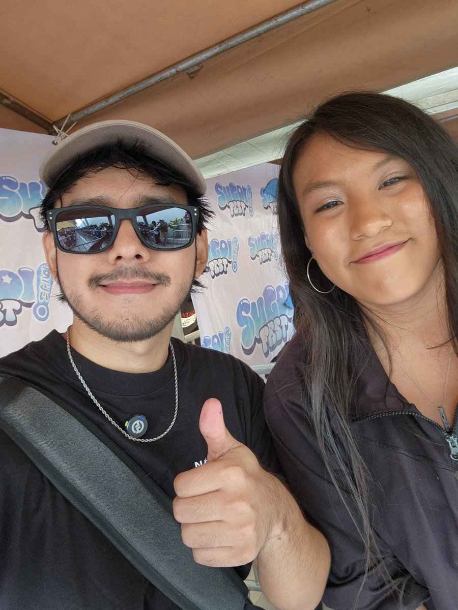 at4w_tf's tweet photo. El mejor dia
Gracias #Duxo <3 https://t.co/AsO3LwGax2