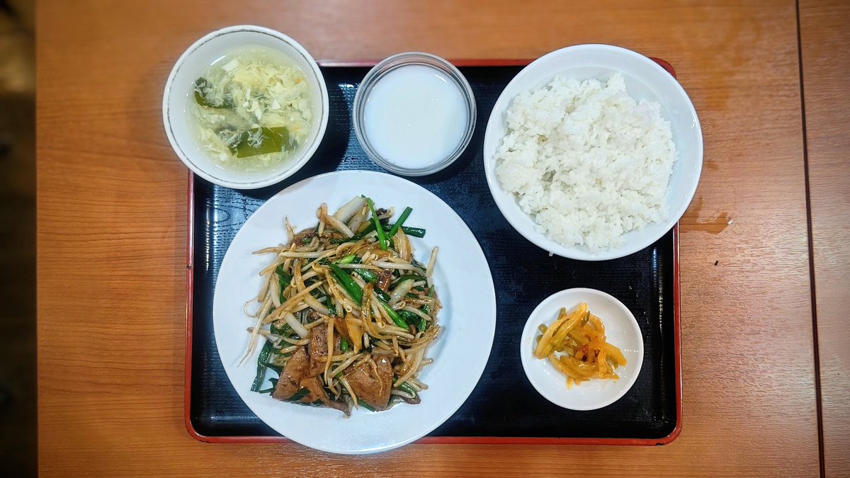 hidecchi99's tweet photo. ◎ サワー
🥤 酎ハイ
◎ 前菜
🍟 フライドポテト（炸薯条）

◎ 定食セット 11:30〜17:00
🩸 ニラレバー（韭菜猪肝）

詳細はInstagram
https://t.co/5lM6DFwvLE

#高円寺 #中華料理 #町中華 #中華酒場
#チューハイ #ポテトフライ #ニラレバ炒め
#レバニラ炒め #ランチ #昼食 #定食 https://t.co/ycxlYOj0vN