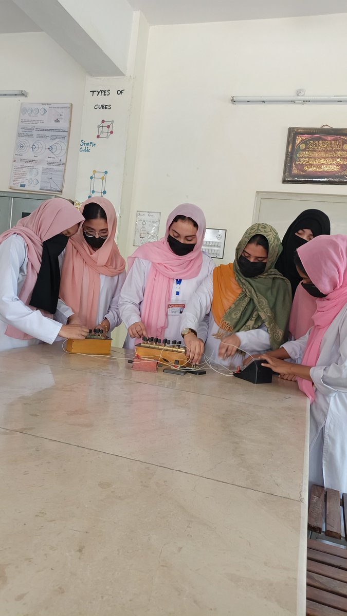 RashidaGACWAR's tweet photo. Every classroom inspires a brighter future.
Quality education unlocks every dream.

@MaryamNSharif
@RanaSikandarH

#معیاری_تعلیم_روشن_پنجاب https://t.co/ZMiBgyUkQU
