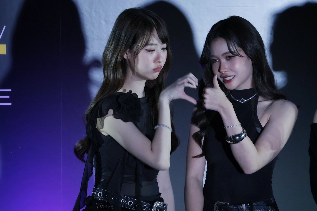 Jie225_'s tweet photo. 𝟐𝟎𝟐𝟔𝟎𝟕𝟏𝟏 𝐒𝐡𝐚𝐝𝐞𝐬 𝐁𝐞𝐟𝐨𝐫𝐞 𝐍𝐞𝐱𝐭 𝐒𝐞𝐦𝐞𝐬𝐭𝐞𝐫

SHADES B4 NEXT SEMESTER
#SHADESGLEP6
#NikyEngland https://t.co/Qt7lLL7Psl