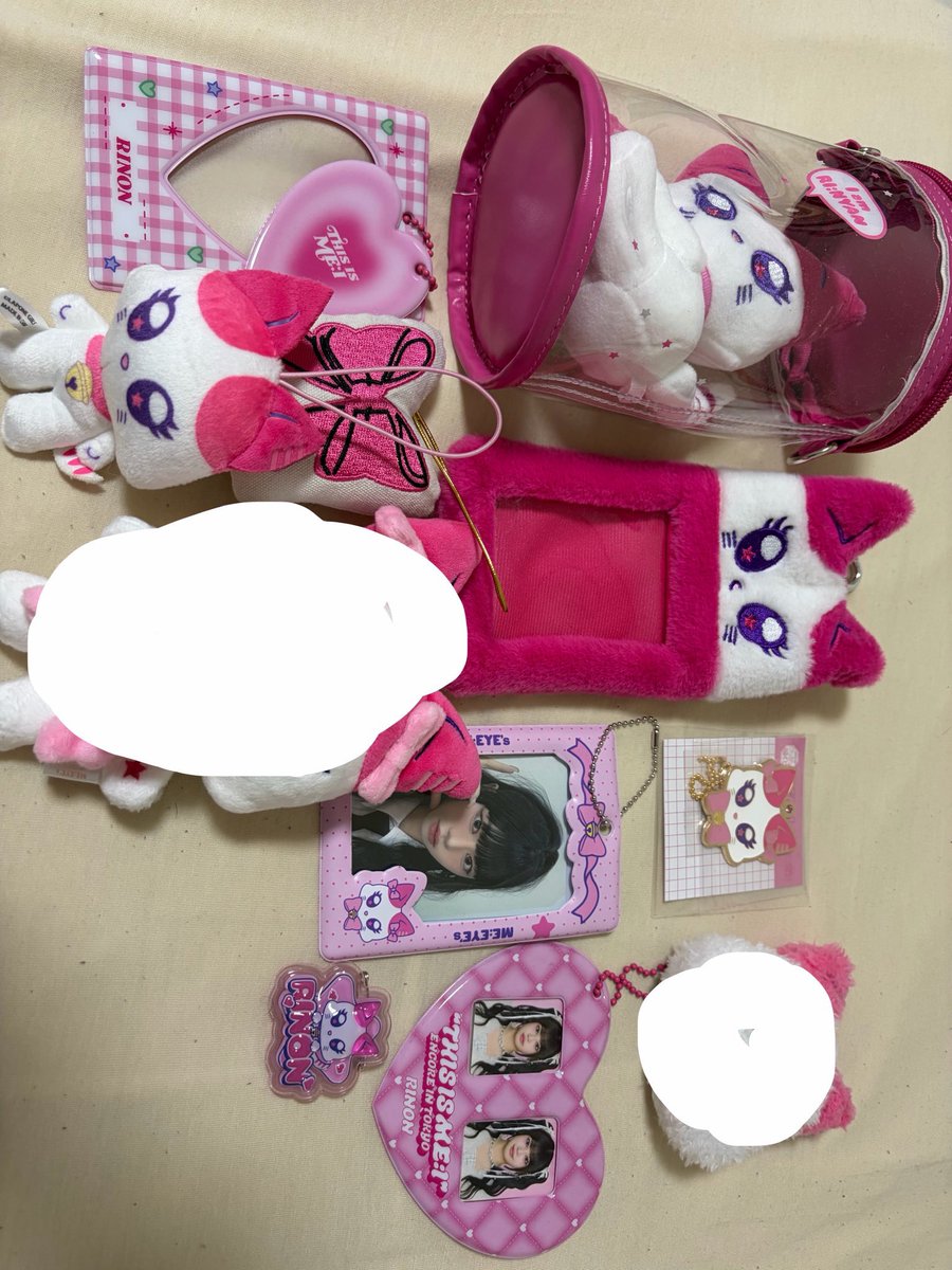 tx_rrrn's tweet photo. #ME_I交換 #ME_I_交換 #ME_I買取 #ME_I_買取

【譲】ME:I 村上璃杏
・写真(1枚目数字分)
・うちわ全種各1
・アクスタ全種(日プ期❌)各1
・アルバムのホログラムステッカー2枚
・RI:NYANおすわり

【求】
PayPay＞メルペイ＞メルカリ通し

●郵送のみ
●売り切りたい為、安価も検討します https://t.co/8w8wwhfl3x
