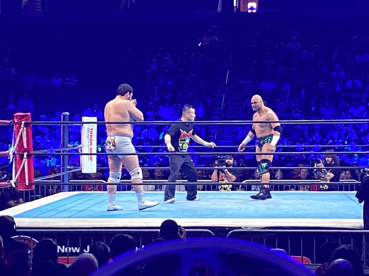 DavidL12645's tweet photo. Amazing show, one of the best shows I’ve been to #NJPW #G1CLIMAX36 https://t.co/tzPkCBxIYW
