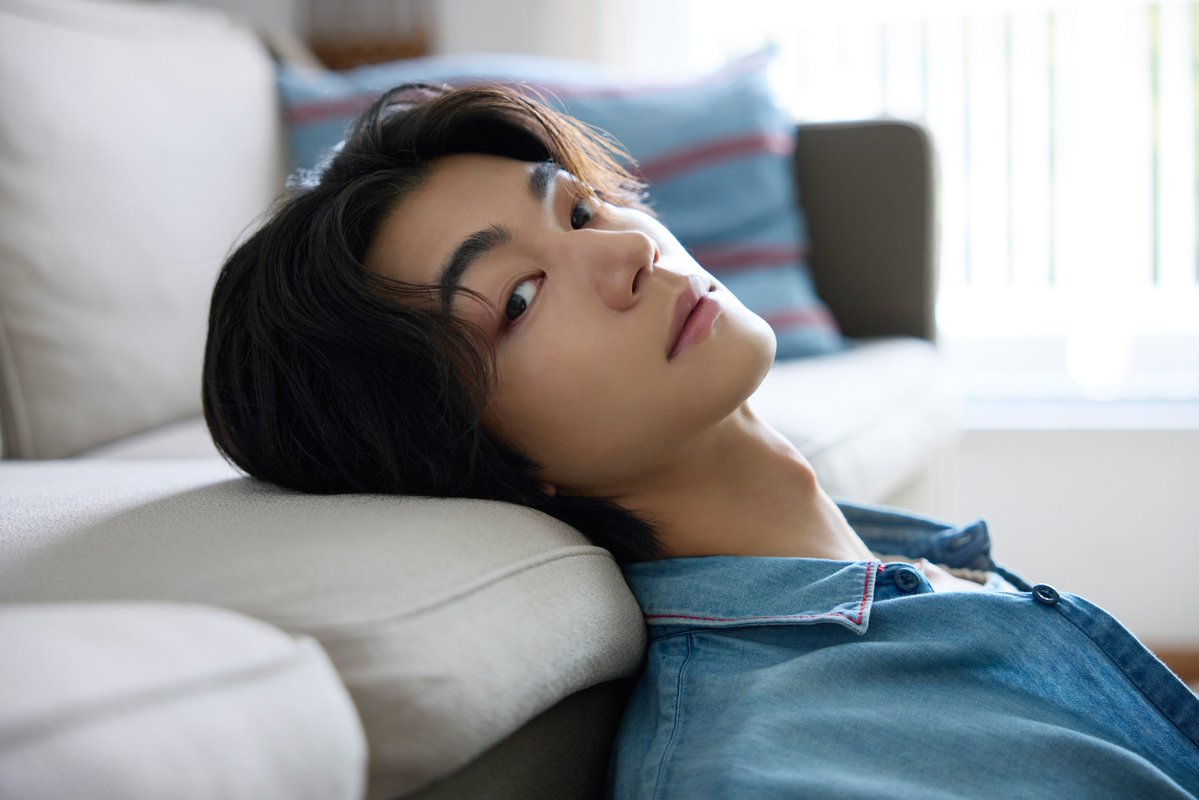 Auditionblue's tweet photo. みなさまおつかれさまです🙇‍♂️

#雑誌butter05🧈フェスタ🥁

本日のアザーカットは、誕生日🎂を迎えたお2人🎉

1人目は、#吉澤要人（#原因は自分にある 。）さん📷

🛒ご購入は👇
【HMV限定版表紙&amp;ポストカード】
https://t.co/Bw9xwhw9Ly

(撮影=#佐野円香/インタビュー=#東谷好依) https://t.co/e1Hdk0VzQZ