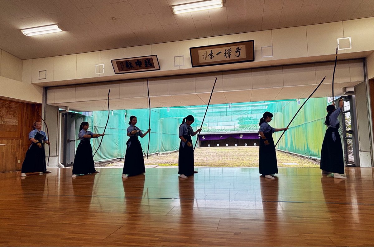 komakyuu's tweet photo. 【女子試合結果】
7月12日に行われました第74回全日本学生弓道選手権大会個人戦予選の結果をご報告いたします。

個人戦予選通過者

なし

以上の結果となりました。
ご声援ありがとうございました。
#駒澤大学体育会弓道部 https://t.co/4uRAVxNMke