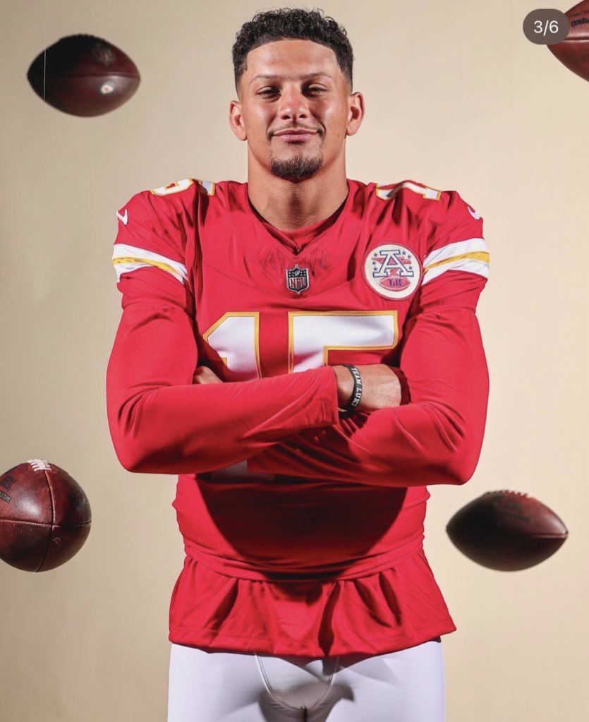 MahomeSZN's tweet photo. Your QB is not as good as mine. https://t.co/m1fDbLZKM0
