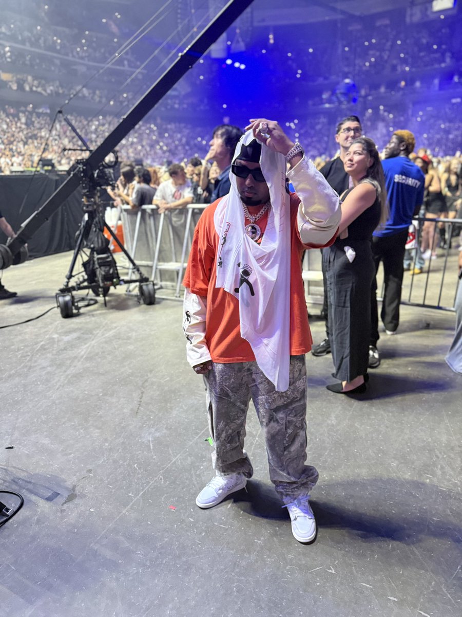 DJSPINKING's tweet photo. Don’t Be Dumb 🚷 https://t.co/Ije0q3mvAT