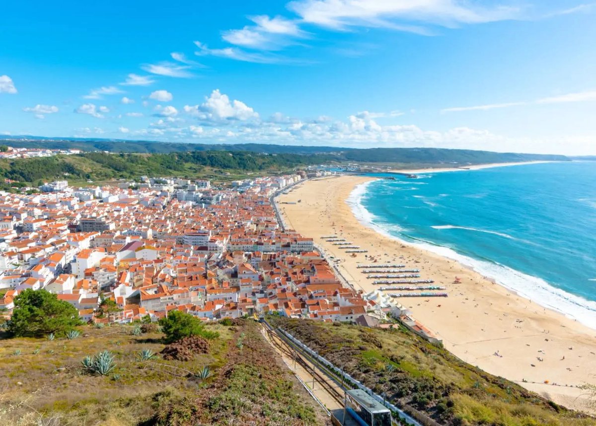 alentejo_1970's tweet photo. Driving between #Porto and # Lisbon? Don’t make it just a transit day. Coastal towns, hidden gems, historic villages, and unique places most travelers drive right past. 🇵🇹 https://t.co/SB2YXtupWp