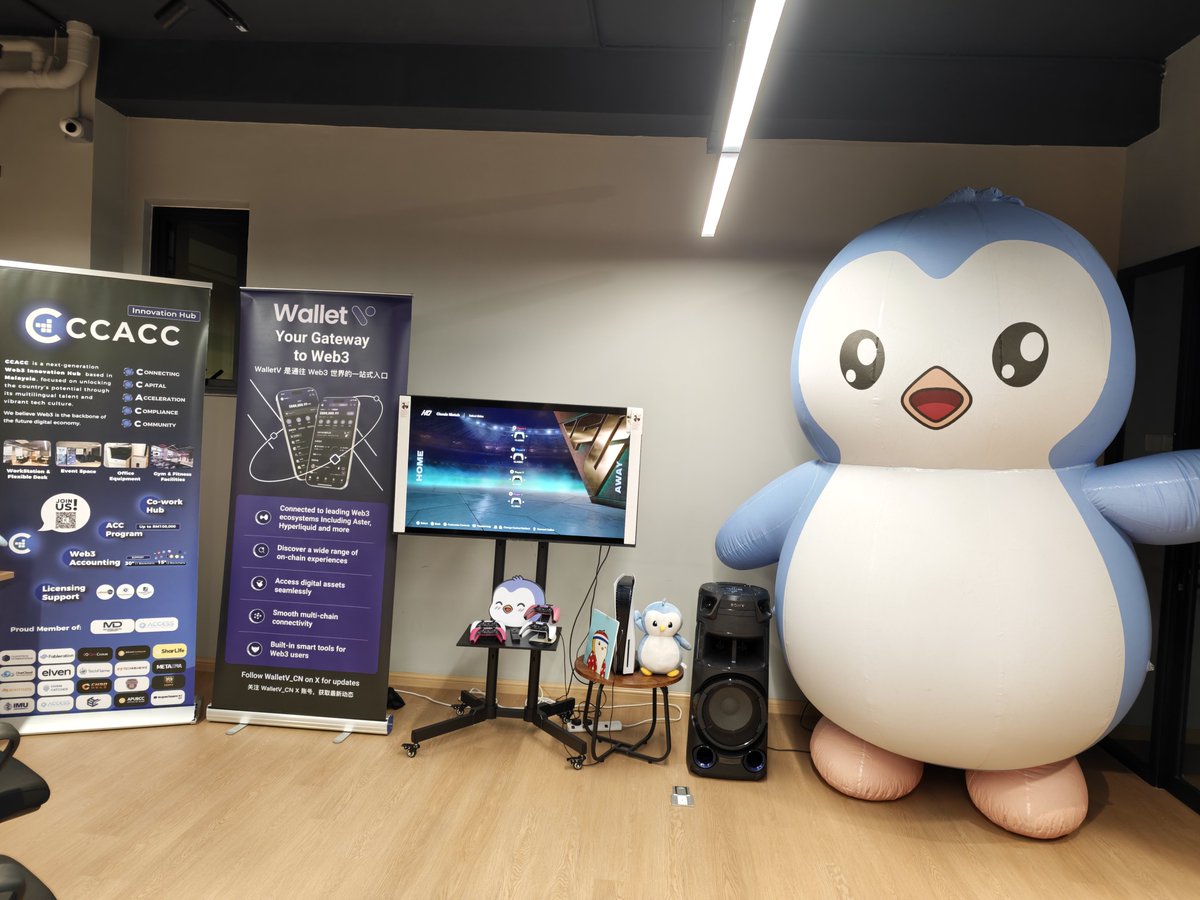 pudgymalaysia's tweet photo. The World Cup spirit was flying high last night here in KL! 🌎⚽️

A huge thank you to everyone who came out for our FIFA Tournament with @ccacc_hub and @WalletV_io!

The cheers, celebrations, friendly rivalries and unforgettable matches made it a night to remember. 🔥 

Here's to many more events together. See you all again soon! 🐧⚽️🇲🇾