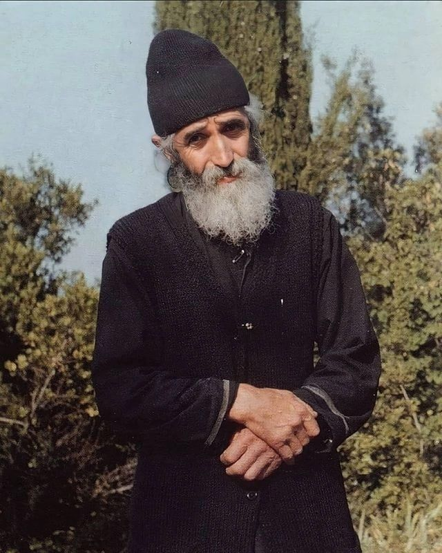 SiegfireDotcom's tweet photo. St. Paisios of Mount Athos, pray for us. ☦️📿 https://t.co/Hb98Cm6qMY