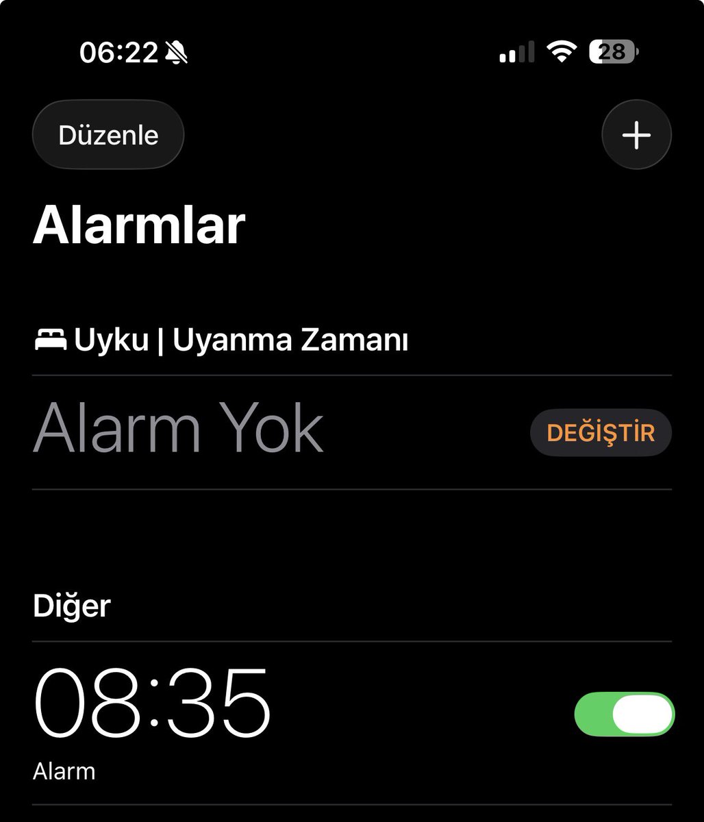 terazimeselesi's tweet photo. 2 saat uyur kalkarım , hep senin yüzünden lan #Messi https://t.co/X2TE5YYxFr
