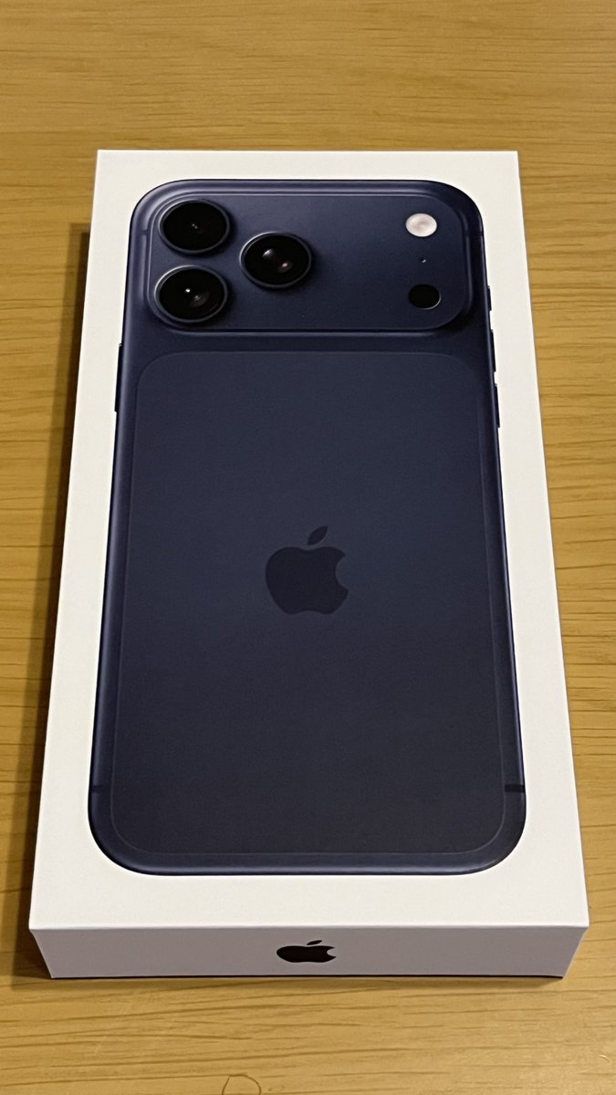 Mave2086's tweet photo. 13mini→17promax
変えてもた https://t.co/iLkUPDUjoS
