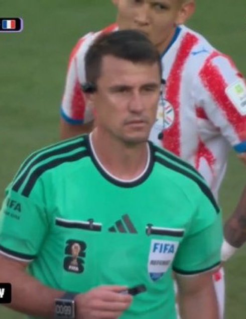 AUMLIV's tweet photo. The MVP between France and Paraguay should be given to the referee. Have never seen this much disgusting refereeing. https://t.co/iuw6TfKKTx