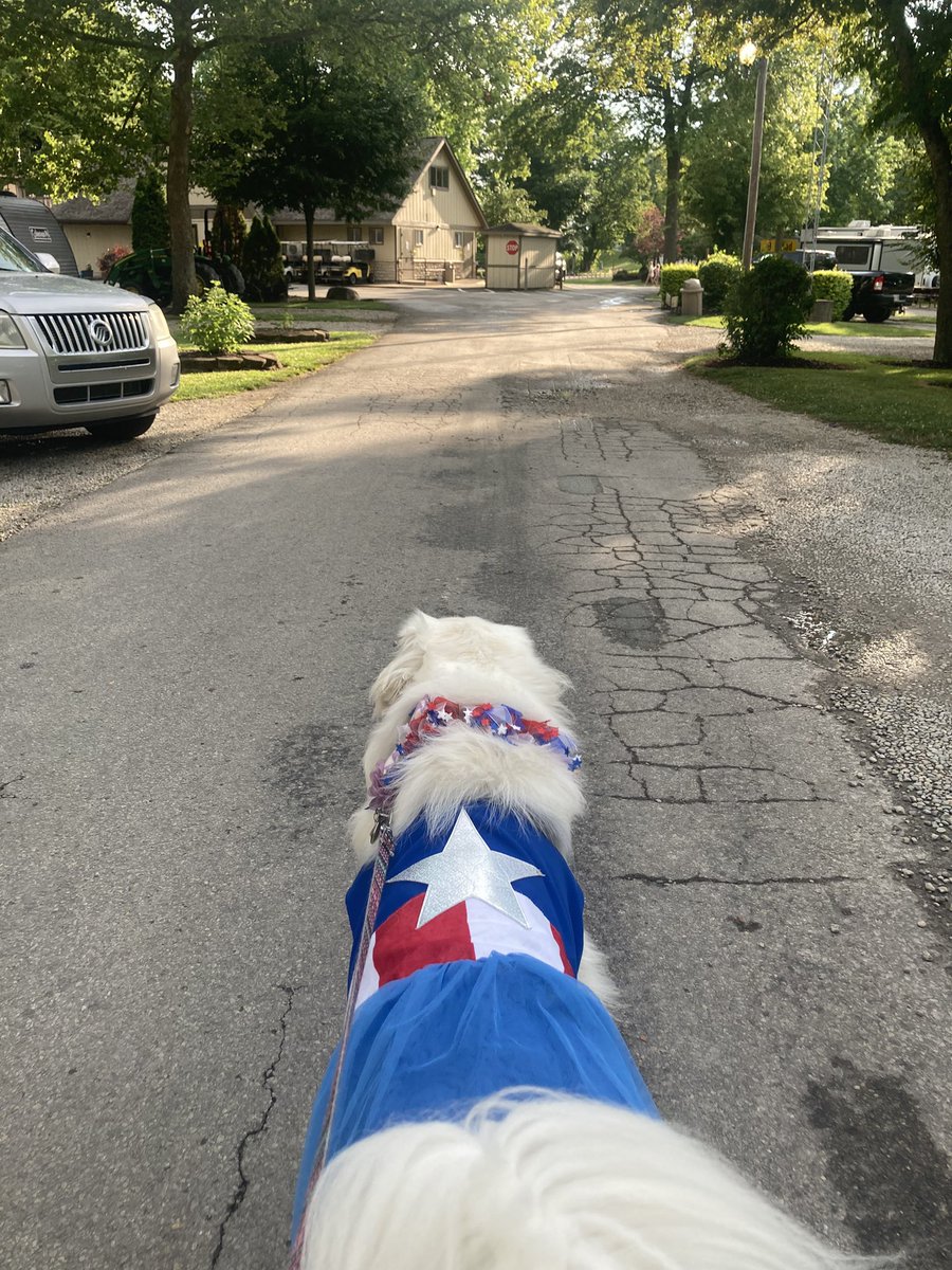 BrittAdams92's tweet photo. Happy Fourth of July! https://t.co/SyxIrZT0vc