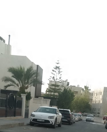 YasserEljuboori's tweet photo. 🚨🚨🚨

فضيحة فساد جديدة بطلها محافظ صلاح الدين الاسبق عمار جبر، واتصاله بشبكات نقل الاموال والفساد وبعضهم مثل (ح. س.ع) الداعشي والمقيم في تركيا وصاحب الصيرفة (ص.ع.ص) في الاردن وقيمة السرقات ما يقارب الـ ٢٠٠ مليون دولار بين أموال وعقارات

وداعت فيلا الرابية الا اسويها بالـ "ميثان"😉