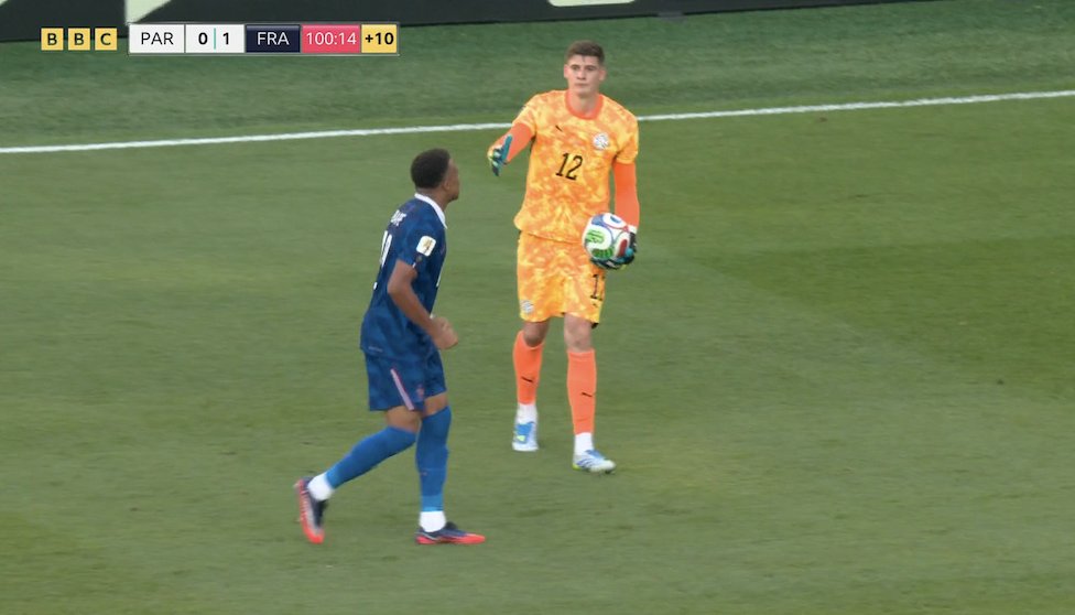 lnstantFoot's tweet photo. MERCIIIII MBAPPÉ. 😭😭🇫🇷 https://t.co/z7kPGkY3lj