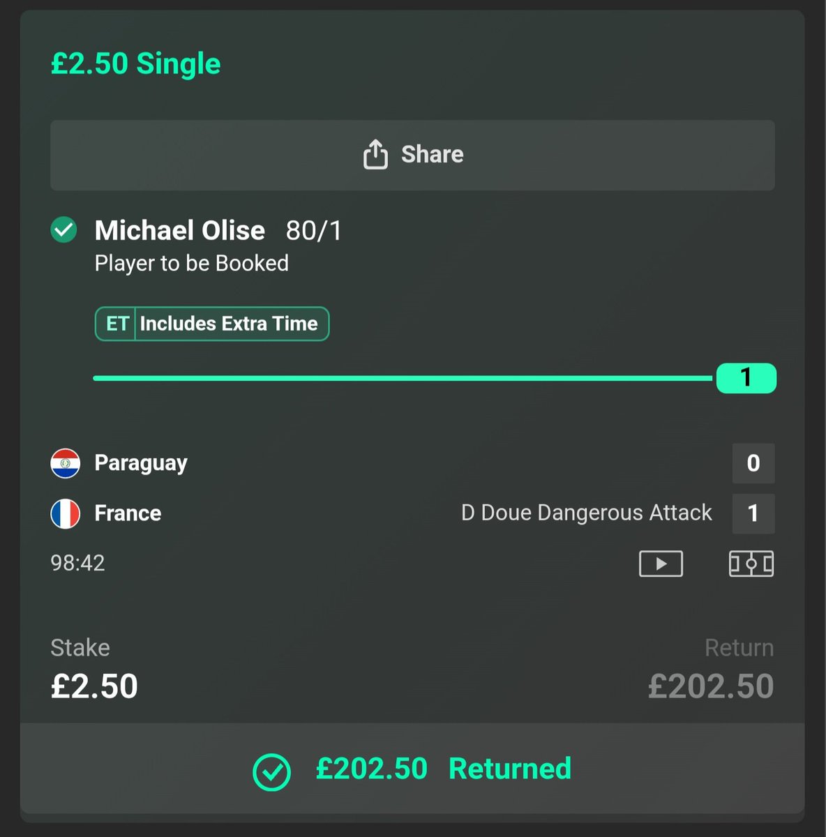 TipsManny's tweet photo. @bettingvillage knew the ref wanted to book another french player at the end https://t.co/9TBw8JDHy4