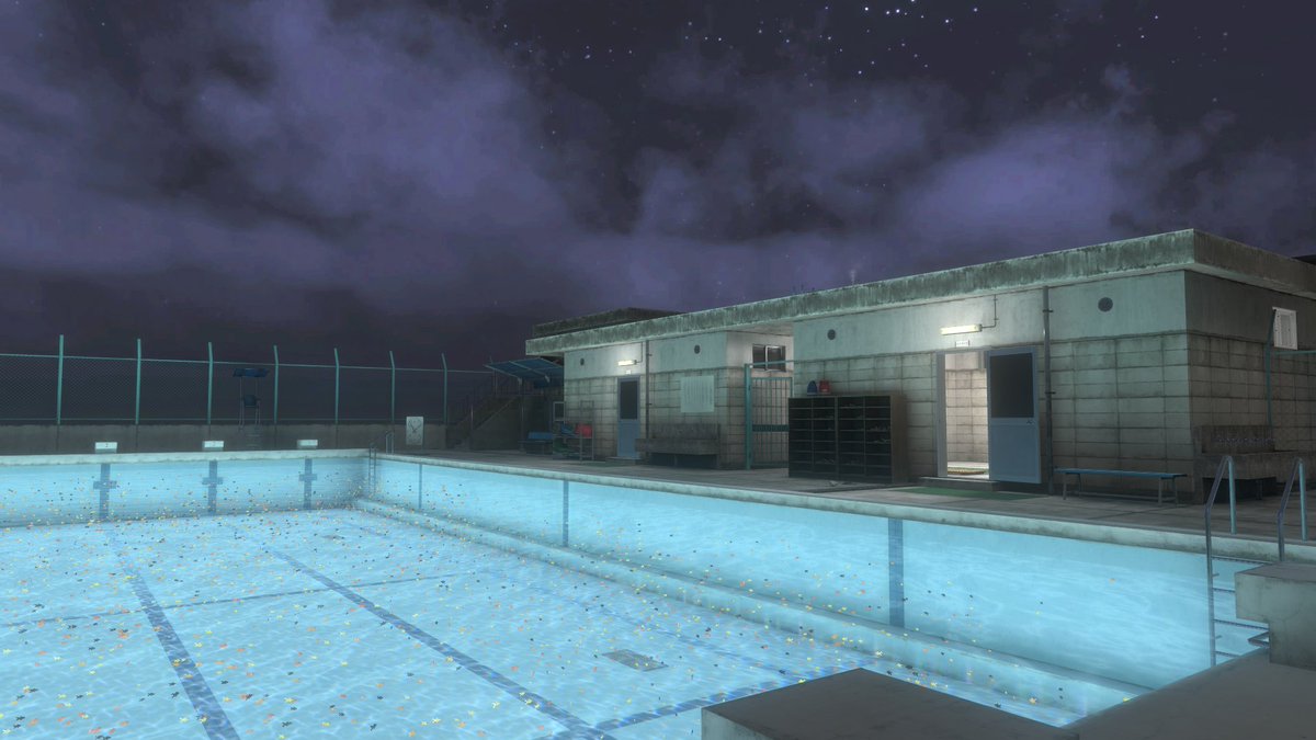 planetvrchat's tweet photo. VRChatに、実際に起きた“とある事件”を再現したワールドがあるのをご存知ですか？

舞台は埼玉県狭山市。
2012年夏、ある中学校で起きた出来事は、当時ネットでも大きな話題となり、後に映画化までされました。
その現場が、まさかのVRChatで再現。

なんでもない夜の学校のプール。
でも背景を知ったうえで行くと、見え方が変わります。
当時の中学生の気持ちが味わえるかも...。
※ホラーではありません