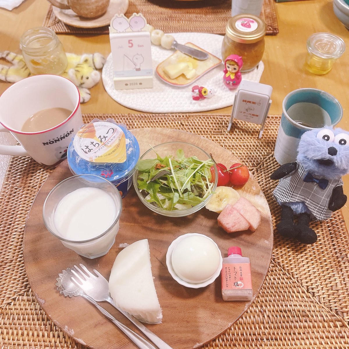 keipyan's tweet photo. おはようございます☔️

純喫茶ソアーべ珈琲っ

🍒
🍌
🥚

口内炎や発熱後のような味覚の鈍さ(熱は出ていません)があるので亜鉛対策にパルテノ!!

 #深田組 #soavemusic #おうちごはん https://t.co/XGmMELwP6y