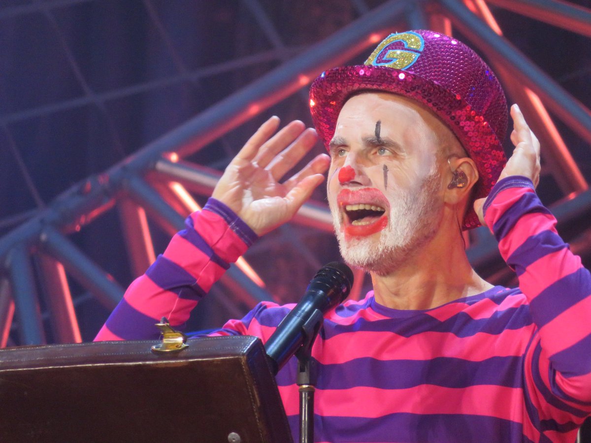 TT_Sisters's tweet photo. These clowns will be missed 🤡💕
Such a lovely part of the show 🫶🏻 @GaryBarlow @OfficialMarkO #CircusLive https://t.co/F4kOvdBxI8