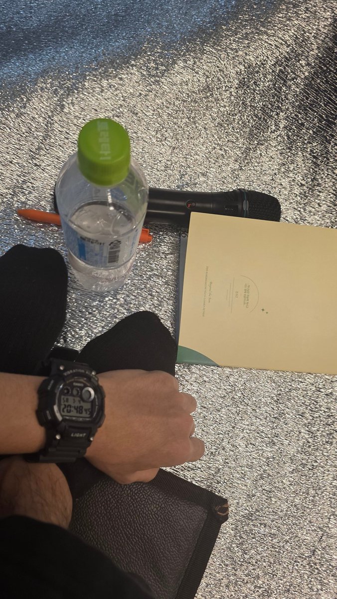 chuck060212's tweet photo. 지난 3일간 공연을 잘 마쳤습니다.
노래만 3시간씩 하려니 죽겄지만
재미있었다~~ https://t.co/DAp5HJ6TEj
