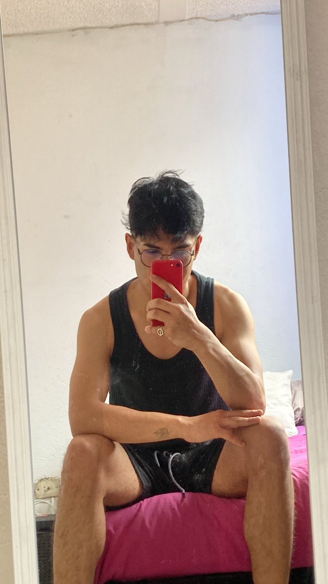 AxronV's tweet photo. 🪾 https://t.co/k1maYfb7dP