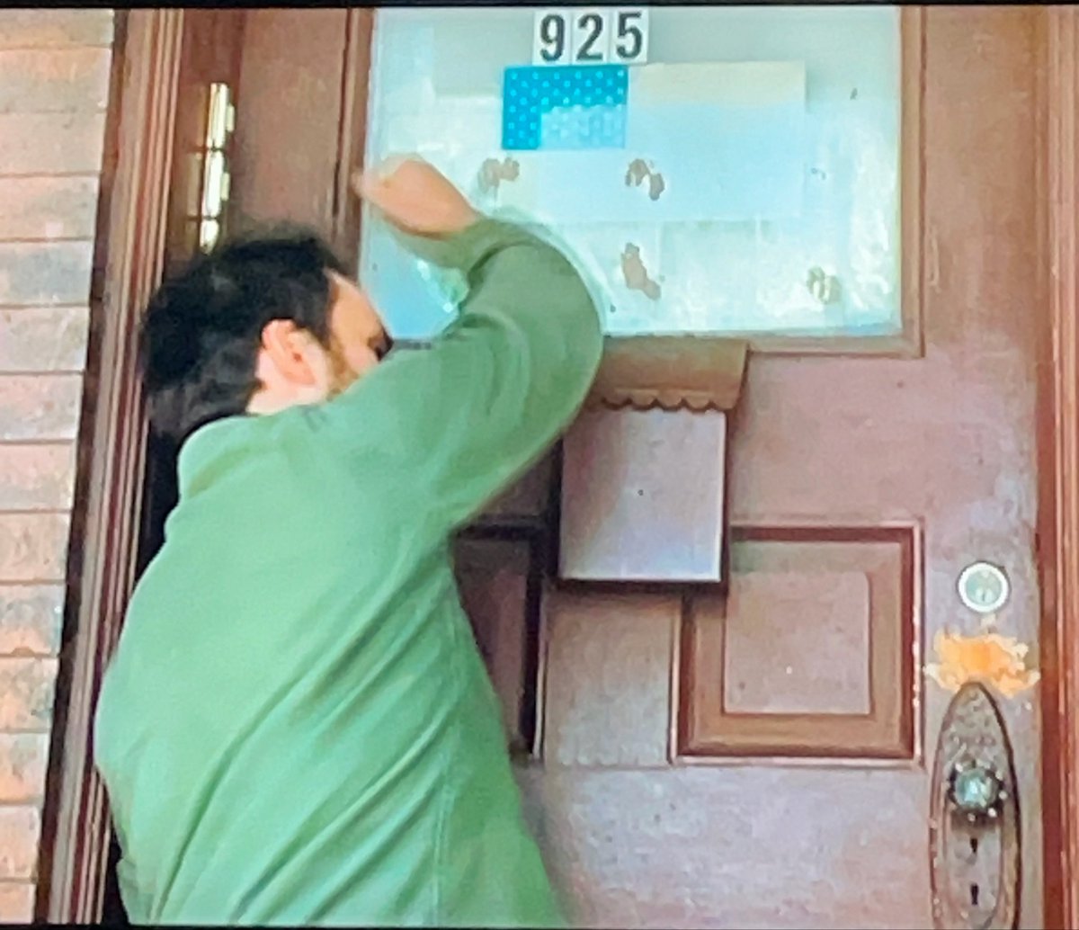 P3NGUINGIRL's tweet photo. I used to have the same apt # as the McPoyles

and for that, I’m grateful ☀️ https://t.co/2xyoj4AUjf