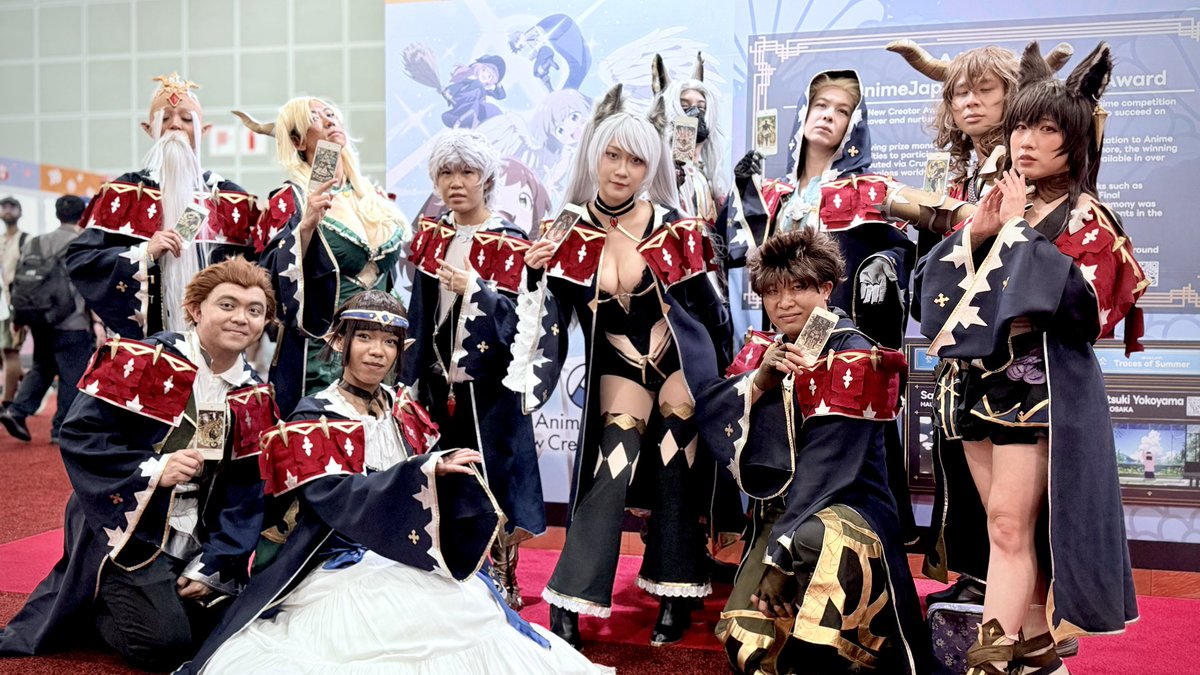 hiyopi's tweet photo. ハイエストを加えた11人が揃って壮観だったので撮らせてもらいました…🐥 https://t.co/ScX9Ks8h8O