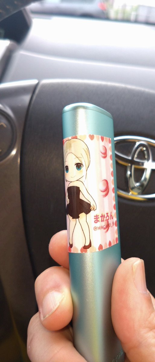 HcraMito's tweet photo. @ma_ca9 まかろんのIQOSや！！！ https://t.co/e1jkHArxat