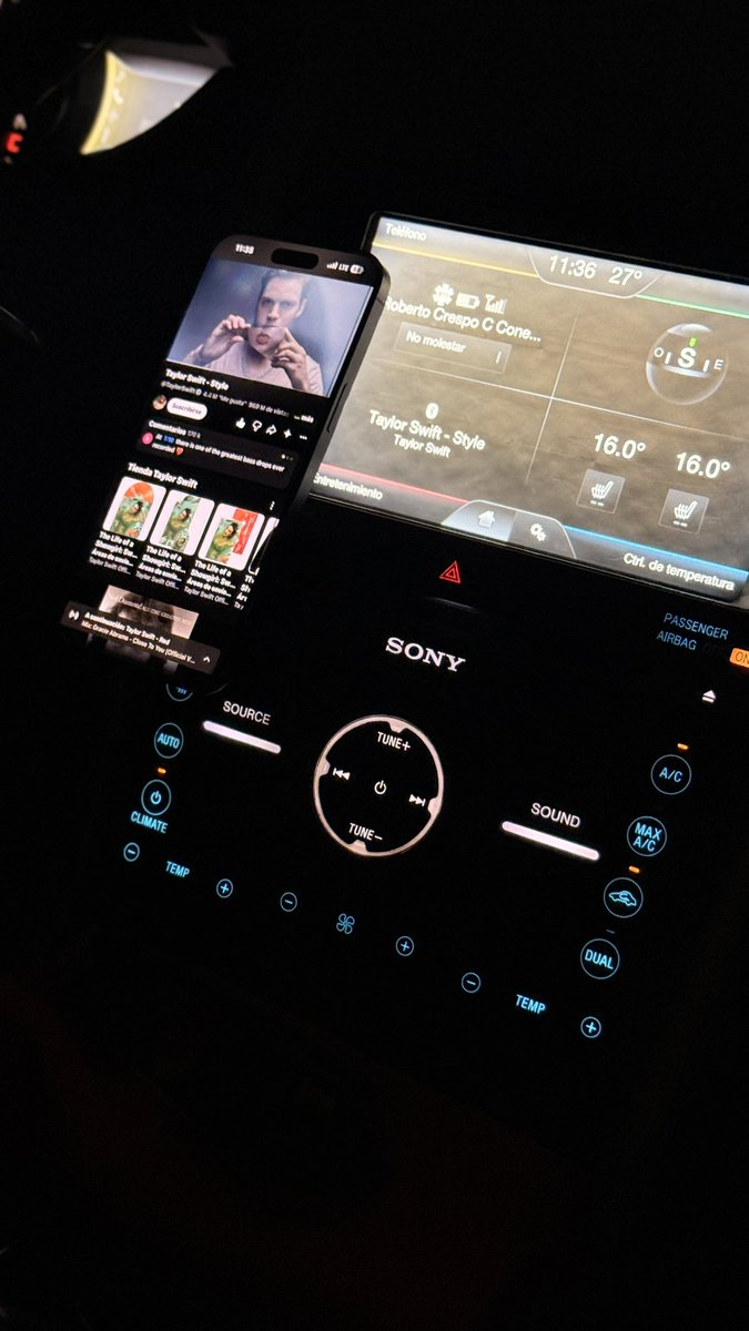 adrierey's tweet photo. Ayer se caso Taylor Swift, mi papá lleva desde la semana pasada asi😅: https://t.co/0gaEstpWAi