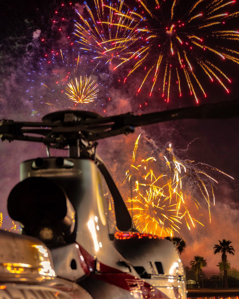 MaverickHeli's tweet photo. Happy 4th of July from all of us at Maverick Helicopters! Wishing everyone a day filled with celebration &amp; spectacular views. 🎆🧨❤️ 💙 https://t.co/DsvhBovUtn