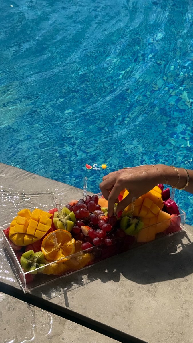 Dalyaalh's tweet photo. ☀️🌊🥥 https://t.co/vulCDRVmED