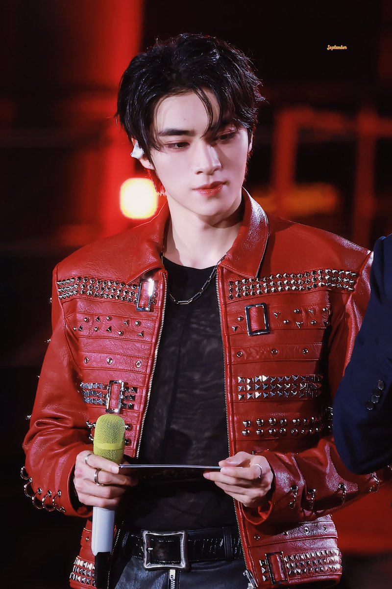 cesralkkk's tweet photo. 20260703 GuangZhou-BeiJing  INTERNATIONAL FILM FESTIVAL 

#샤오쥔 #肖俊 #XIAOJUN #威神V #WayV https://t.co/mX9PsFI1fa