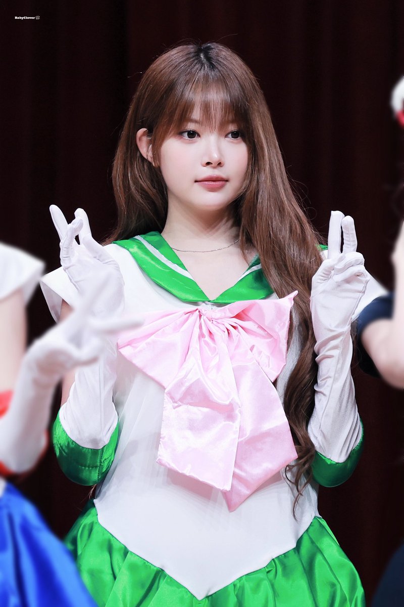 alicefims's tweet photo. the only magical girl i genuinely believe in https://t.co/mmJ2VeUG59