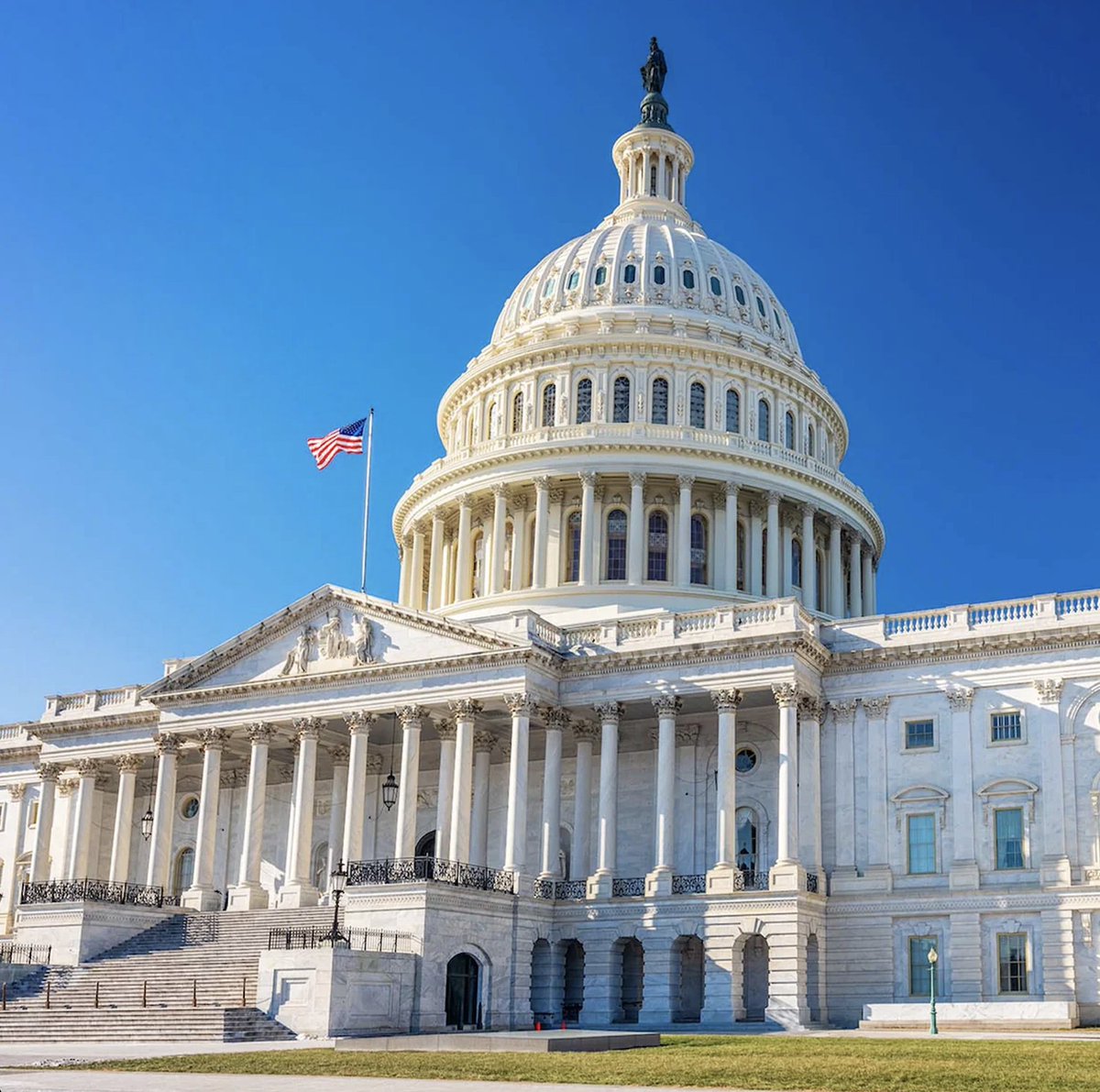 DemzDeliver's tweet photo. 🚨 Democratic effort to overturn Citizens United reaches 88 cosponsors.

Zero Republicans are supporting the bill. https://t.co/VSTKEWcZg5