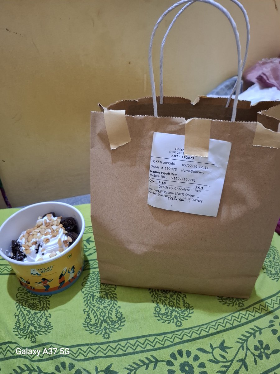 Princer47248006's tweet photo. @zomato @jagograhakjago @polarbear Hi  I just ordered the Death by Chocolate dessert from Zomatoand it wascompletely disappointing It had no taste and was overly salty I tried tocontact customer support through the chatbut no agent was available.order id 8305359560 boycot zomato https://t.co/PlDwSr0wQI