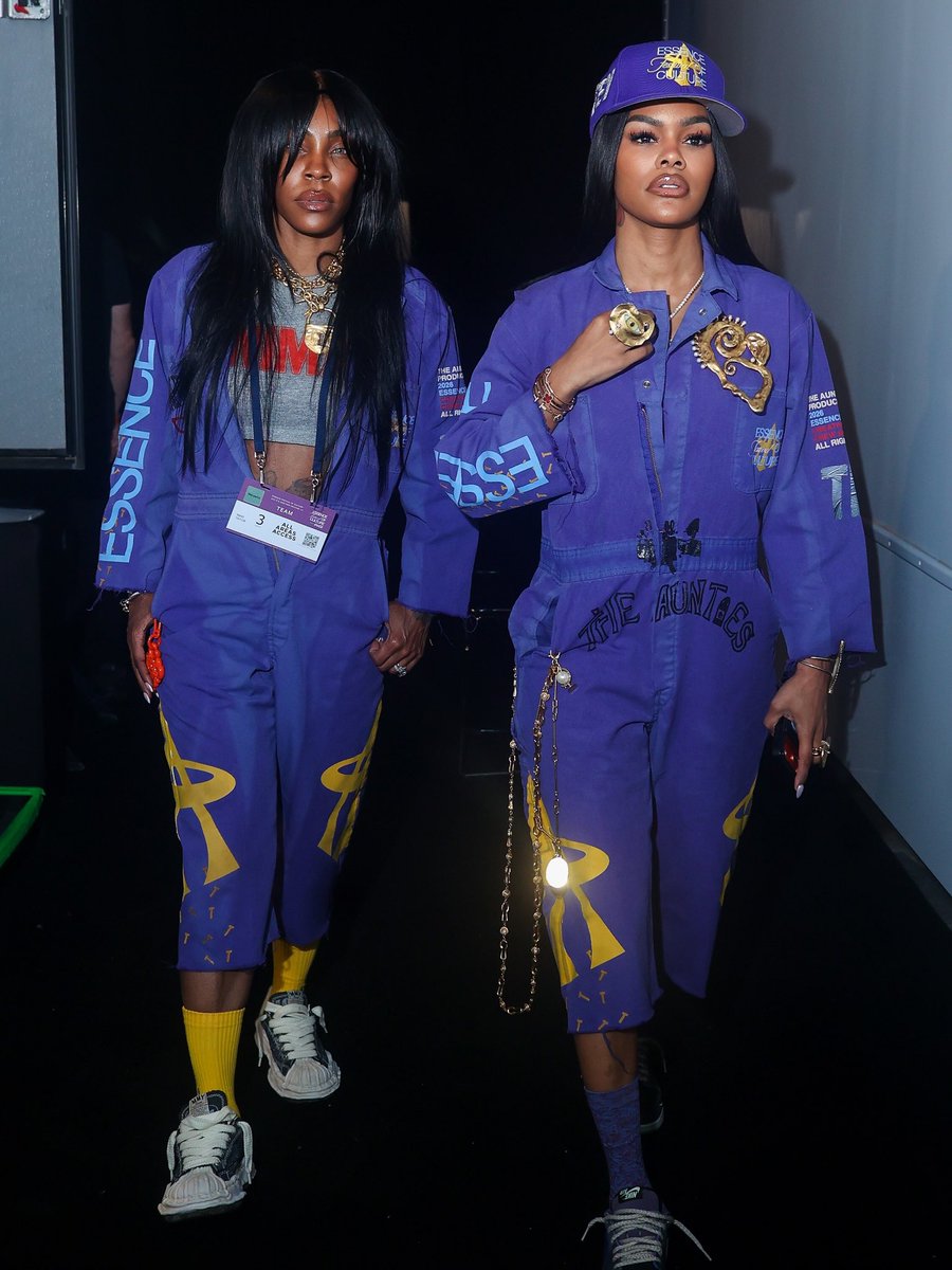 wavecheckers's tweet photo. Teyana Taylor &amp; her Mom at Essence Festival in New Orleans 💜 https://t.co/AvPOeyXIwv