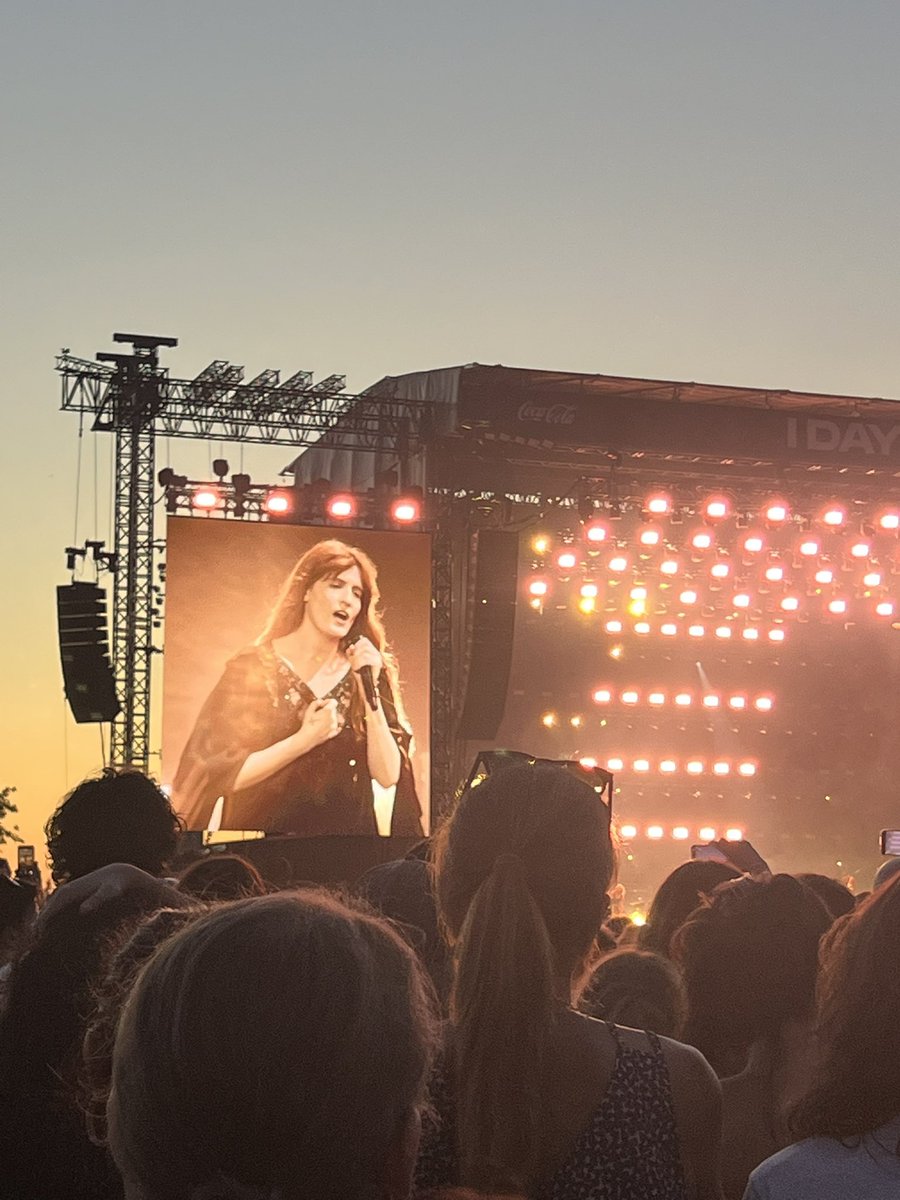 matticompa_'s tweet photo. Florence and the Machine
Milano, 3 luglio 2026 https://t.co/Ki5oDfIw9V