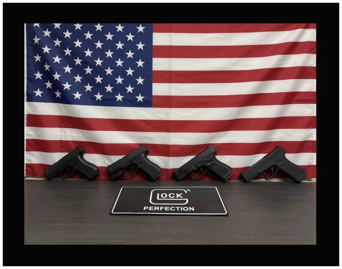 Ninjaronin87's tweet photo. Happy 4th of July! 🇺🇸
For those who celebrate https://t.co/BSHVb5X7Kh
