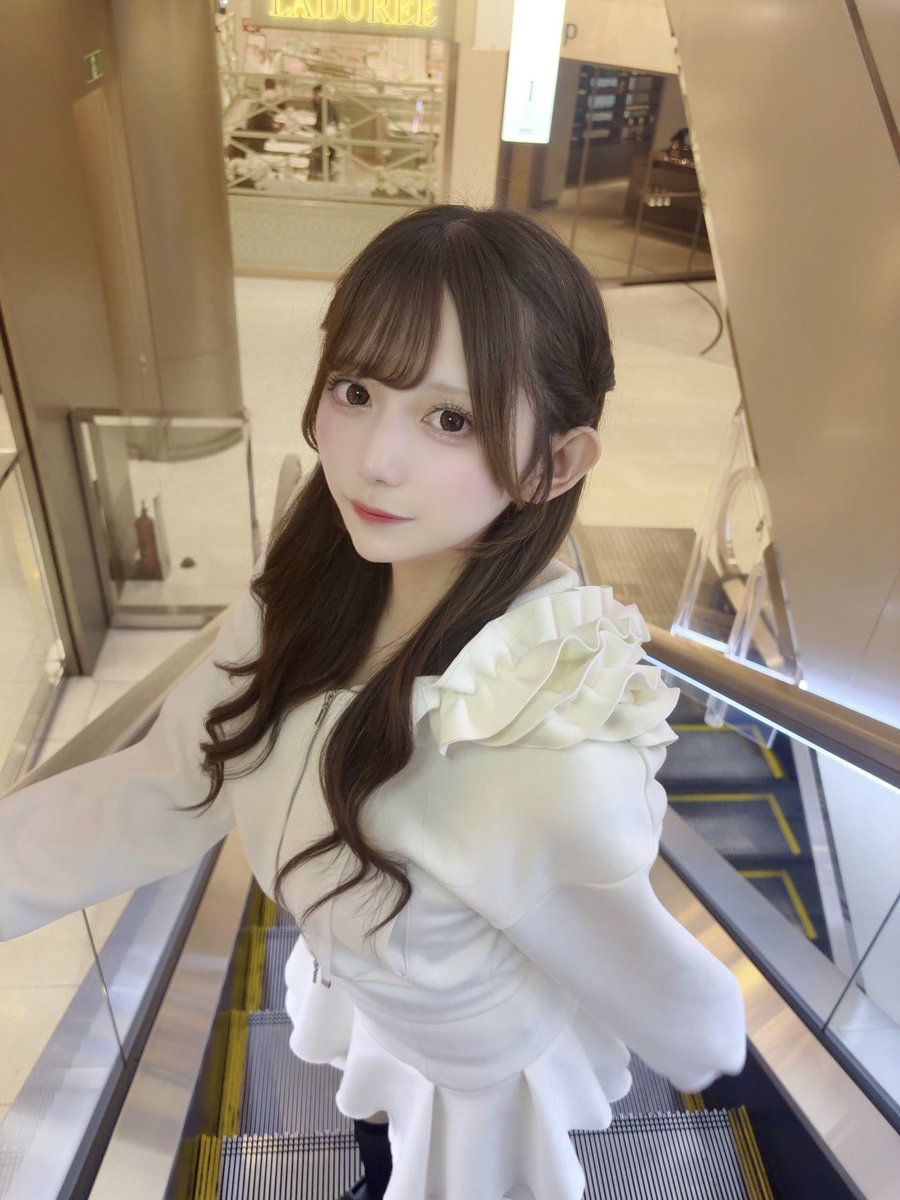 bibouroku_ch's tweet photo. 黒崎みさちゃんのマネージャー(？)兼コンカフェ嬢のゆゆちゃん可愛すぎる😭💕💕絶対ホビ垢とかジャニオタがドタイプの顔だよね🥹💖 https://t.co/9AYNjXv368
