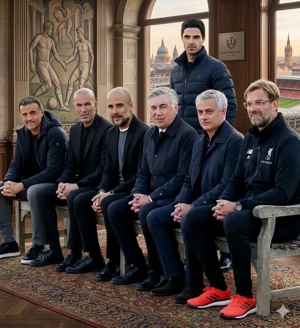GunnerPuls's tweet photo. Who has to stand for Mikel Arteta to sit? https://t.co/8SpVzTMZ9T
