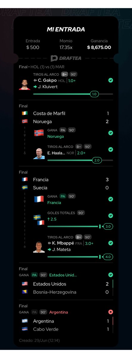 Nyawlls's tweet photo. @CobraVIP Yo vi como Alemania y Argentina me cogieron sin condon https://t.co/vsOzejPHHW