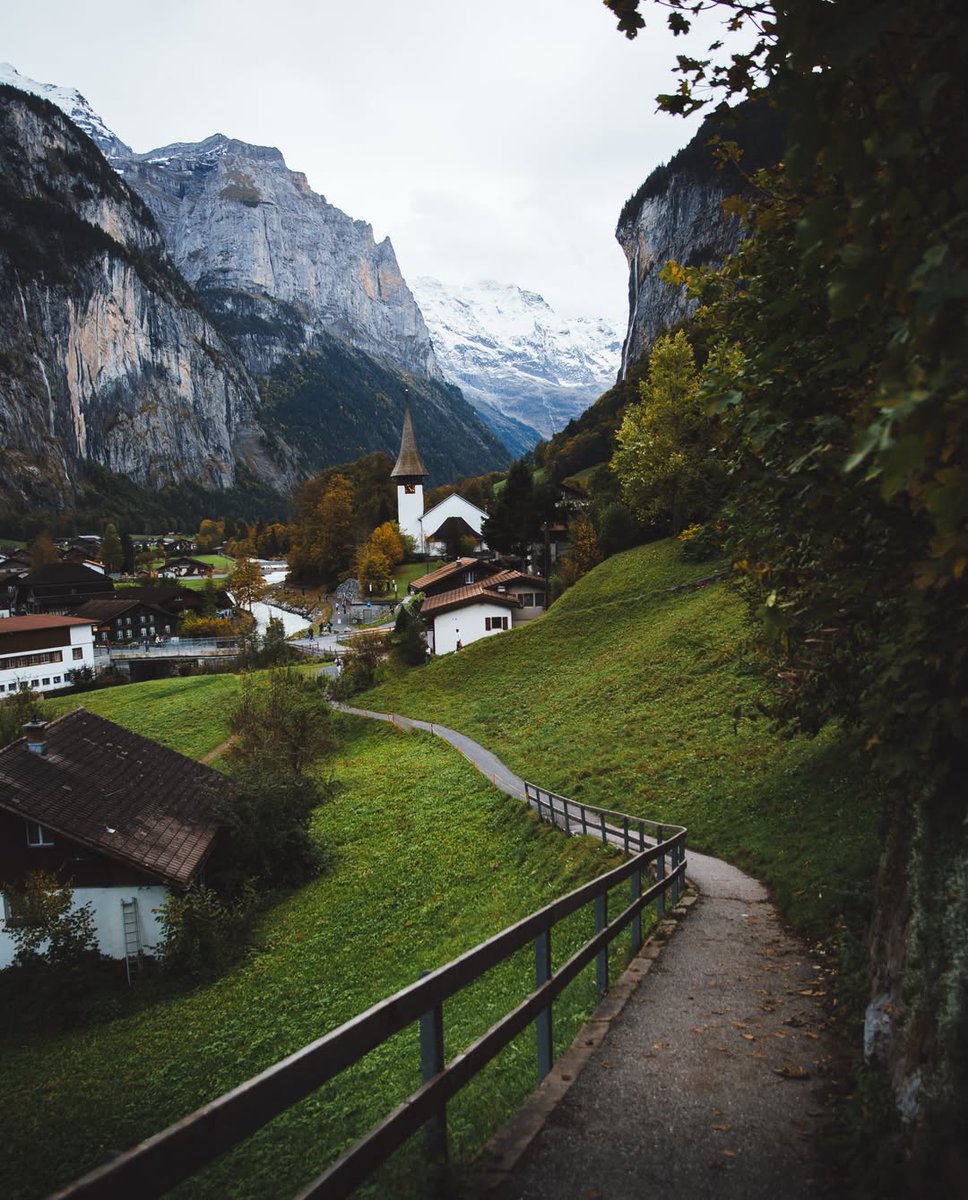 worldclick56's tweet photo. Switzerland 🇨🇭🍃 https://t.co/Tv20FG1rt5