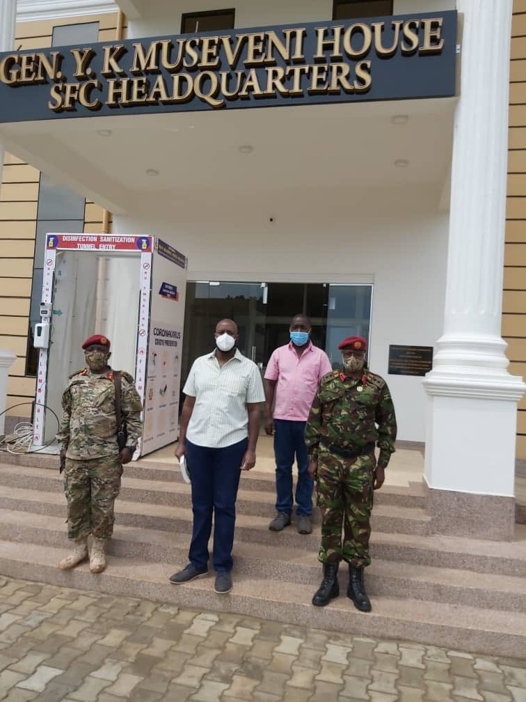 Plumedia1's tweet photo. Today, Afande CDF General Muhoozi @mkainerugaba is evacuating more 265 Ugandans from South Africa. https://t.co/xgnDfudRju