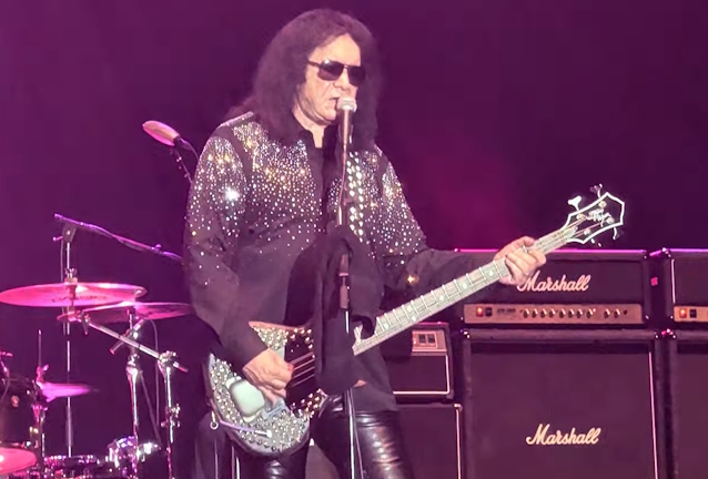BLABBERMOUTHNET's tweet photo. GENE SIMMONS: 'If You Don't Like America, Please Go Back To Where You F***ing Came From' https://t.co/d6FOo4lBXR https://t.co/UuGP1OdfPT