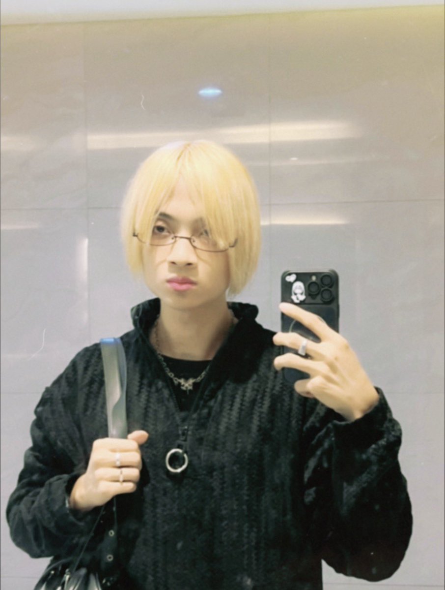 ore_vins's tweet photo. 🌙 https://t.co/mlOULnqsg6